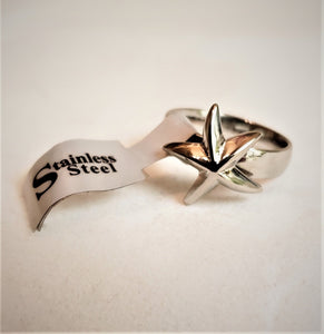 Stainless steel ring with starfish - RNG002
