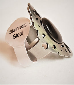 Stainless steel ring with cat's eye -RNG004