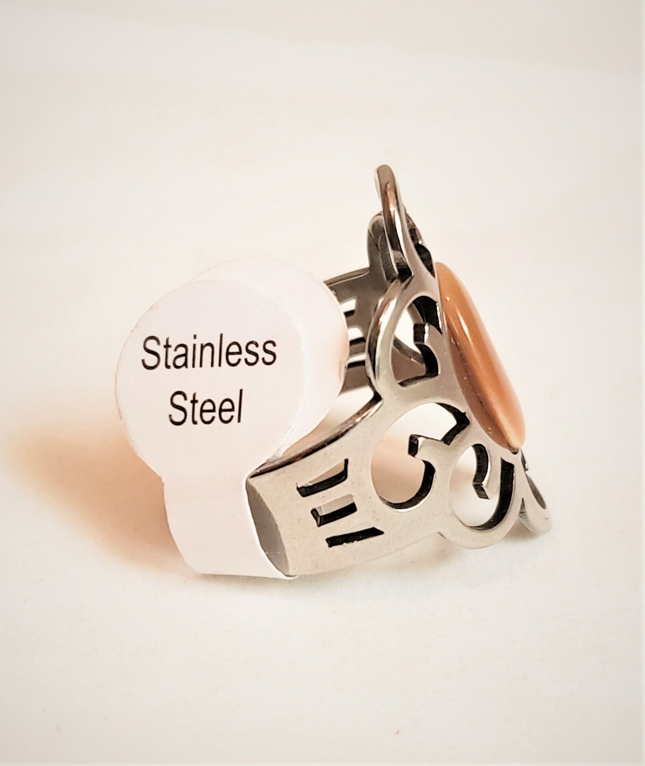Stainless steel ring with cat's eye -RNG010