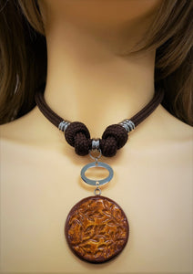 Cord necklace with ceramic pendant - SN110