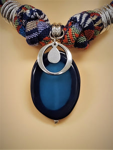 Cord necklace with agate pendant - SN112