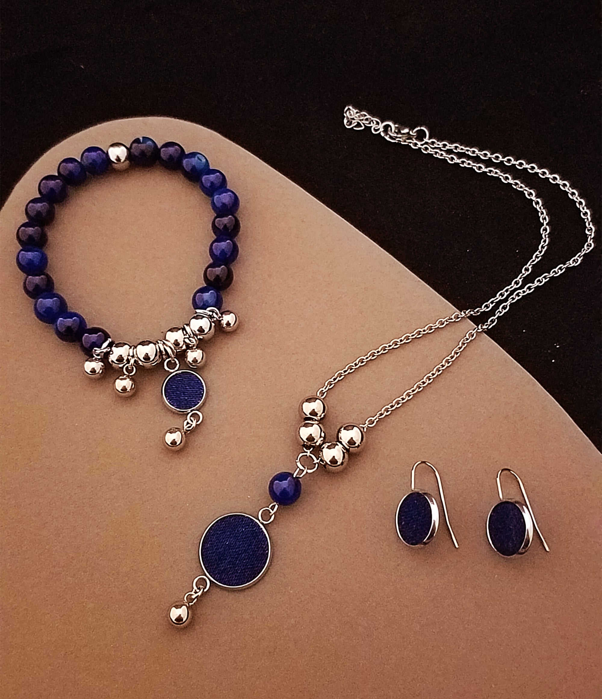 Stainless Steel necklace, bracelet and earrings set - SN039